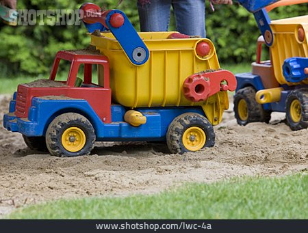 
                Lkw, Spielzeugauto, Sandspielzeug                   