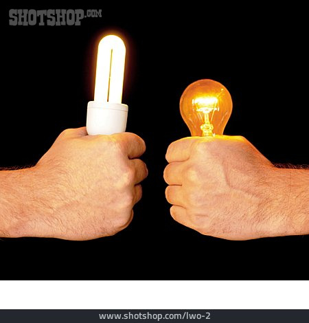 
                Glühbirne, Energiesparlampe, Vergleich, Stromverbrauch                   