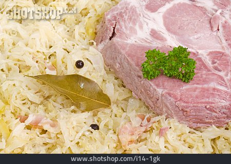 
                Sauerkraut, Fleischgericht, Kasseler                   
