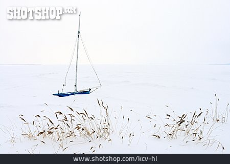 
                Küste, Winterlandschaft, Verschneit, Segelboot                   