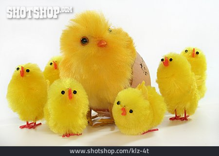 
                Ostern, Tierfamilie, Osterküken                   