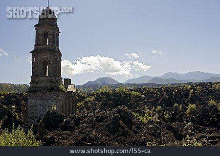 
                Kirchturm, Lavafeld, San Juan Parangaricutiro                   