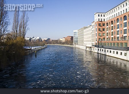 
                Berlin, Kanal, Vereist                   
