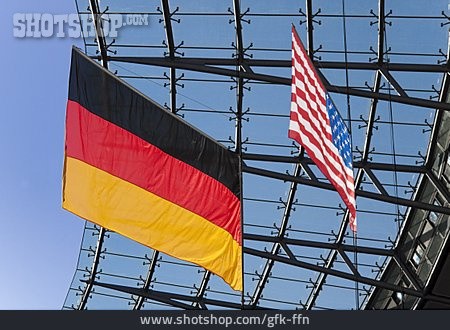 
                Deutschland, Usa, Nationalflagge                   