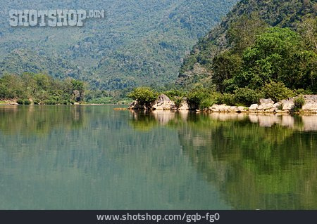 
                Fluss, Laos, Nam Ou                   