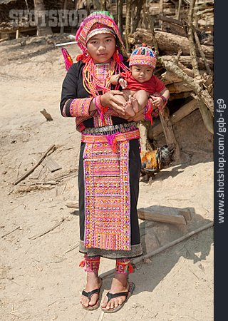 
                Baby, Mutter, Hmong                   