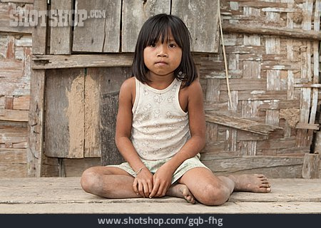 
                Mädchen, Asiatin, Kinderarmut                   