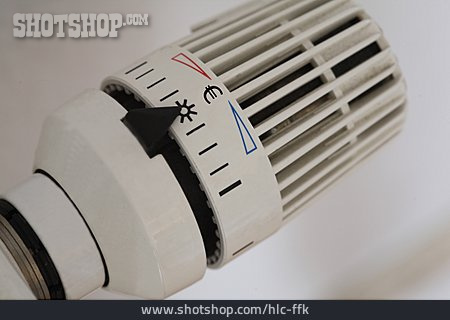 
                Thermostat, Energieverbrauch, Heizungskosten                   