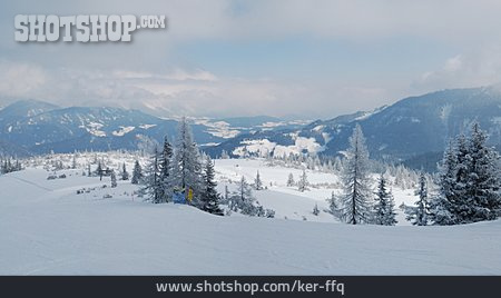 
                Ski Resort, Inntalkette                   