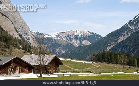 
                Tirol, Almhütte, Alpenpark Karwendel                   