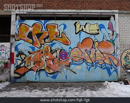
                Graffiti, Garagentor                   