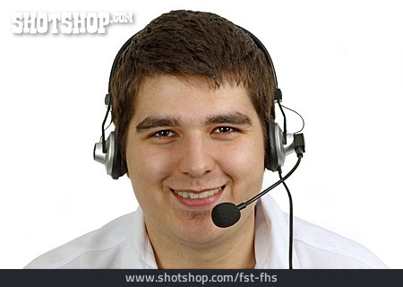 
                Junger Mann, Telefonieren, Headset                   