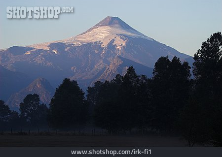 
                Villarrica                   