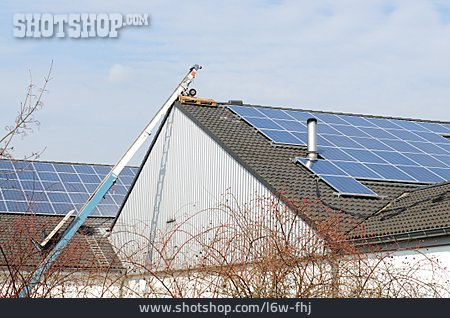 
                Industriegebäude, Solarenergie                   