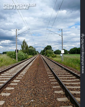 
                Schienenverkehr, Eisenbahnschiene, Eisenbahnstrecke                   