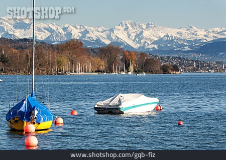 
                Segelboot, Zürichsee                   