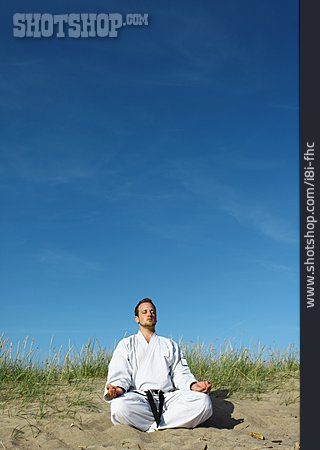 
                Meditation, Sportler, Taekwondo                   