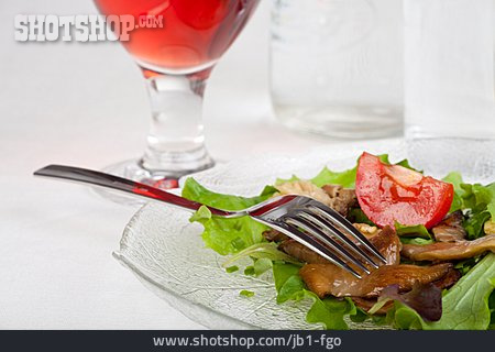 
                Salat, Salatteller, Austernpilz                   