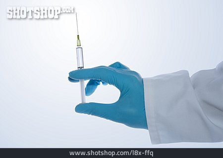 
                Spritze, Injektion, Infektionsschutz                   