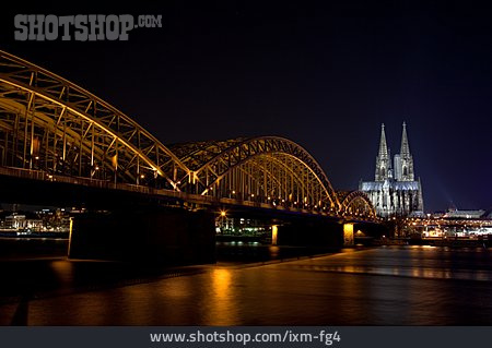 
                Köln, Hohenzollernbrücke, Rheinbrücke                   