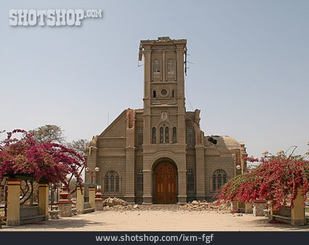 
                Kirche, Beschädigt, Peru                   