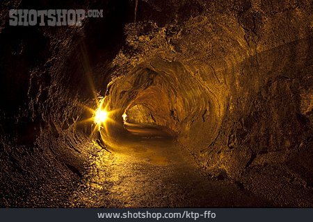 
                Tunnel, Thurston Lava Tube, Lavatunnel                   