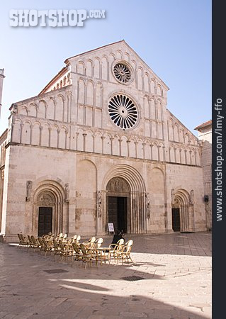 
                Kroatien, Zadar, Kirche Sv. Donat                   