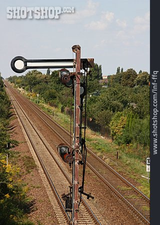 
                Schienenverkehr, Gleise, Signalanlage                   