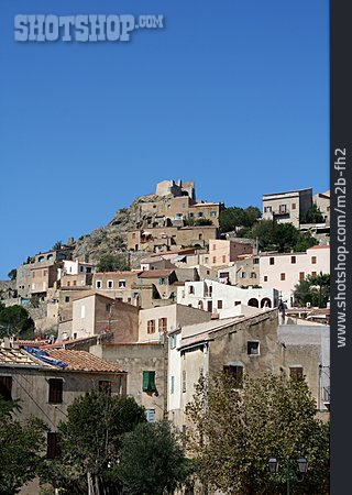 
                Korsika, Corbara                   