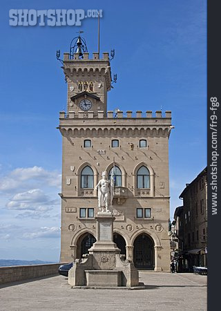 
                Rathaus, San Marino, Regierungspalast                   