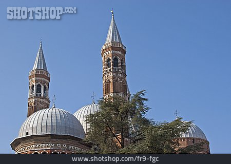 
                Basilika, Basilika Des Heiligen Antonius, Kreuzkuppelkirche                   