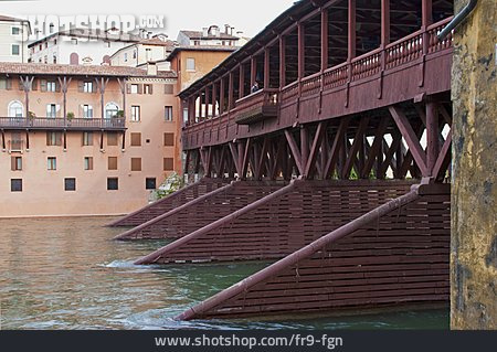 
                Bassano Del Grappa, Ponte Degli Alpini                   