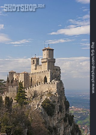 
                San Marino, Monte Titano, La Rocca O Guaita                   