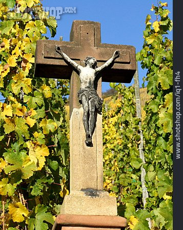 
                Christentum, Steinkreuz, Kruzifix                   