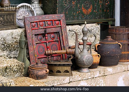 
                Antiquitäten, Orientalisch                   