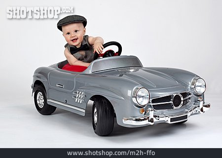 
                Kind, Spaß & Vergnügen, Spielzeugauto                   