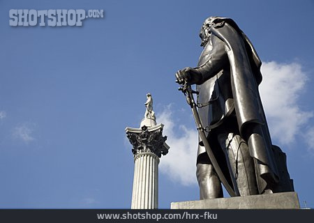 
                London, Trafalgar Square, Nelsonsäule, Admiral Horatio Nelson                   