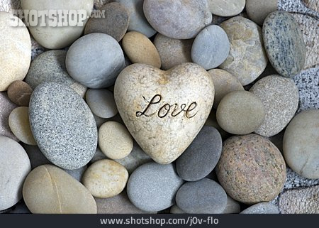 
                Liebe, Love, Steinherz                   