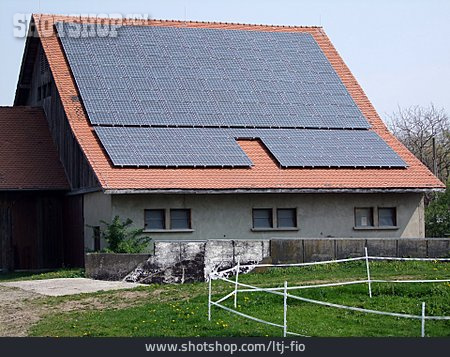 
                Solarenergie, Stromerzeugung                   