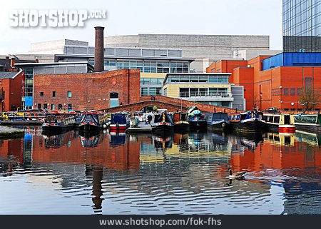 
                Hafen, Birmingham                   