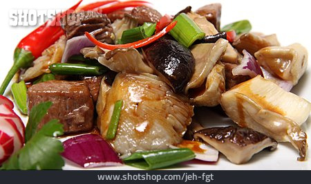 
                Fleischgericht, Thailändische Küche                   