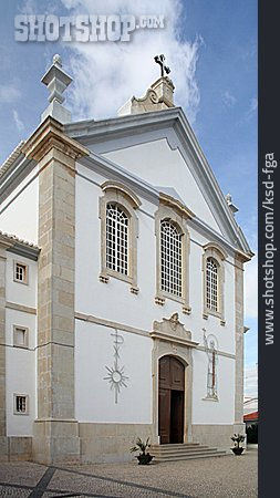 
                Kirche, Albufeira                   