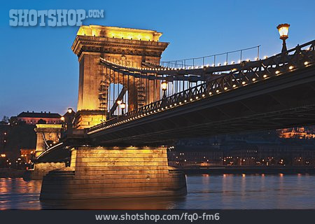 
                Brücke, Hängebrücke, Budapest, Kettenbrücke, Donaubrücke                   