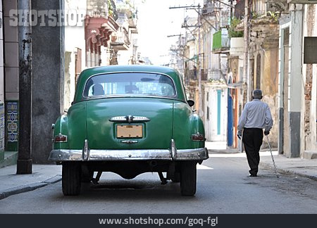 
                Oldtimer, Kuba, Havanna                   