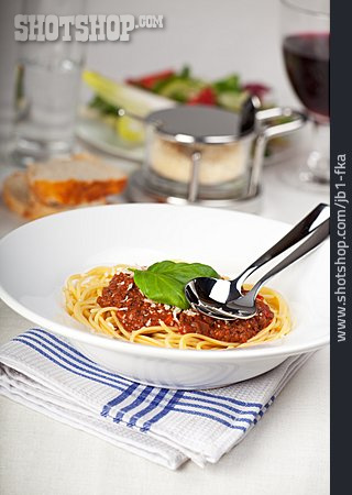 
                Nudelgericht, Spaghetti Bolognese                   