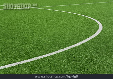 
                Fußballfeld, Mittelkreis, Spielfeldmarkierung                   