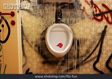 
                Toilette, Pissoir, Klograffiti                   