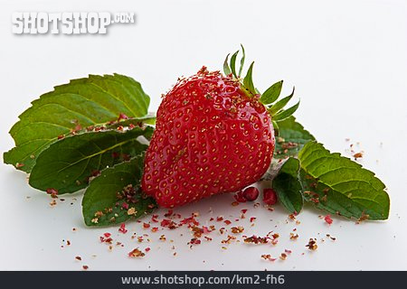 
                Erdbeere, Minzblatt                   