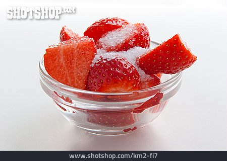 
                Erdbeere, Gezuckert, Erdbeerstück                   