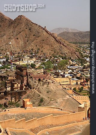 
                Stadtmauer, Jaipur, Königspalast                   